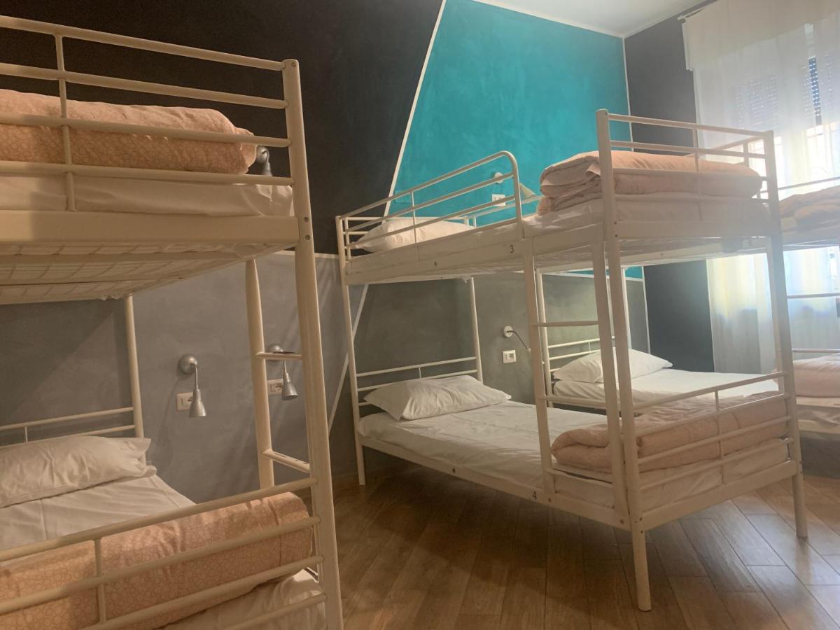 Gloria Hostel Milano Extérieur photo