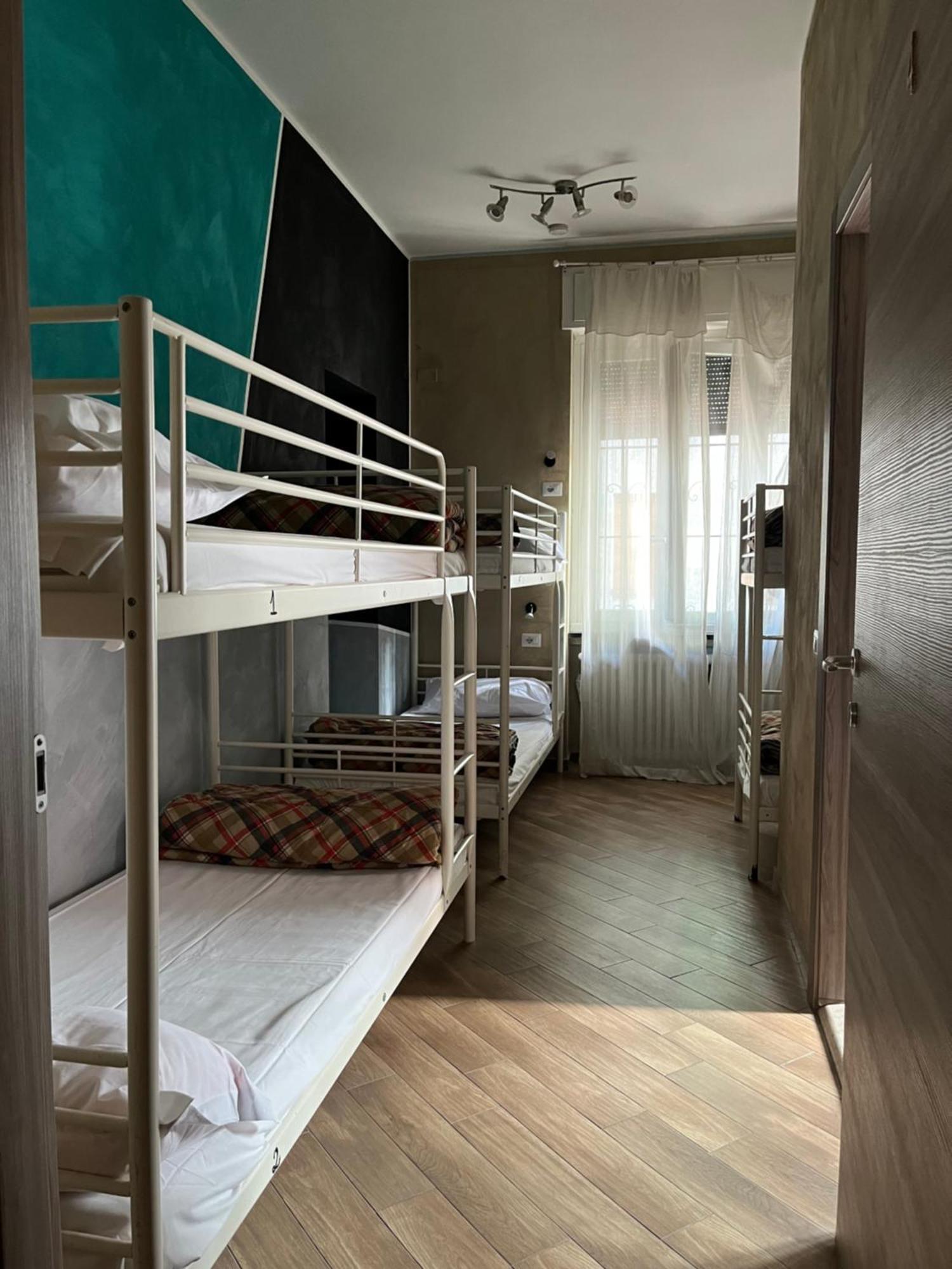 Gloria Hostel Milano Extérieur photo